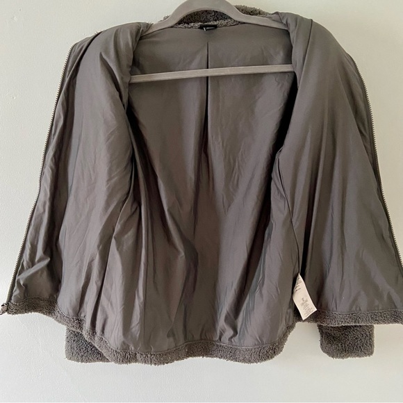 Womens Patagonia Full Zip Grey Fleece Jacket size small - Picture 12 of 13